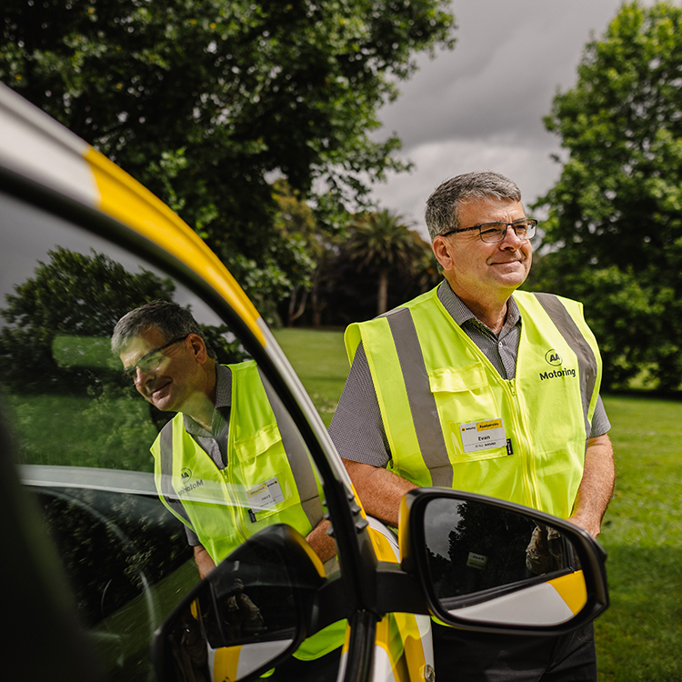 Roadservice Evan reflection INP