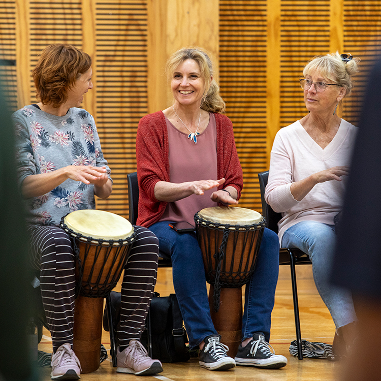 Feature Drumming Fiona INP