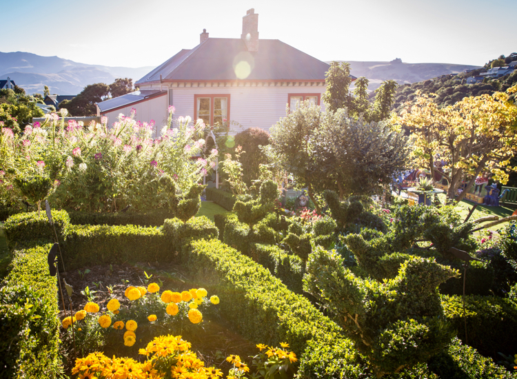 The Giants House, Akaroa