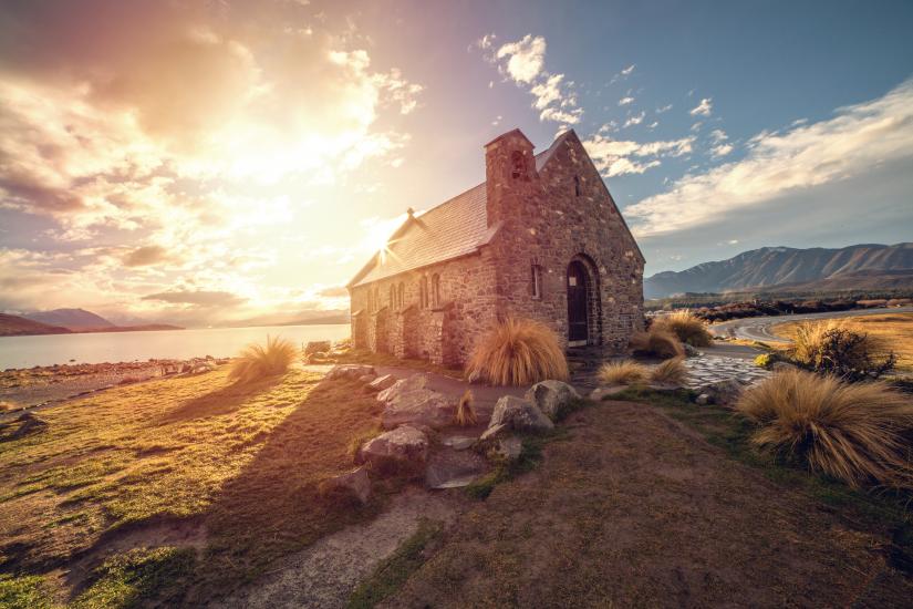 Lake Tekapo: shimmering beauty | AA New Zealand