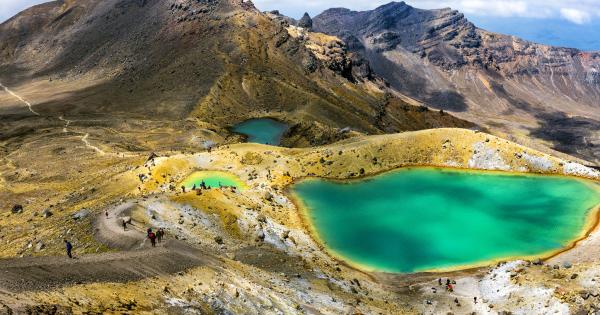 Tongariro Alpine Crossing: one of the best one-day hikes in the world ...