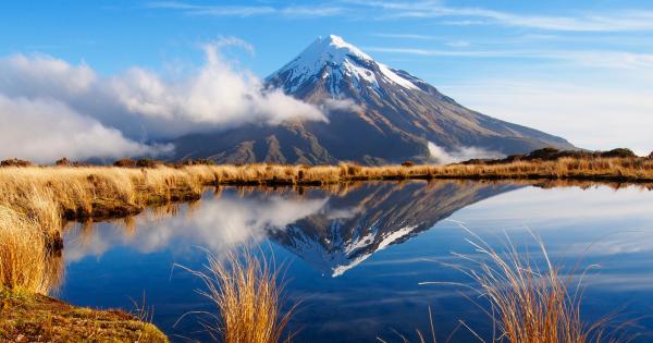 Egmont National Park: the shining mountain | AA New Zealand