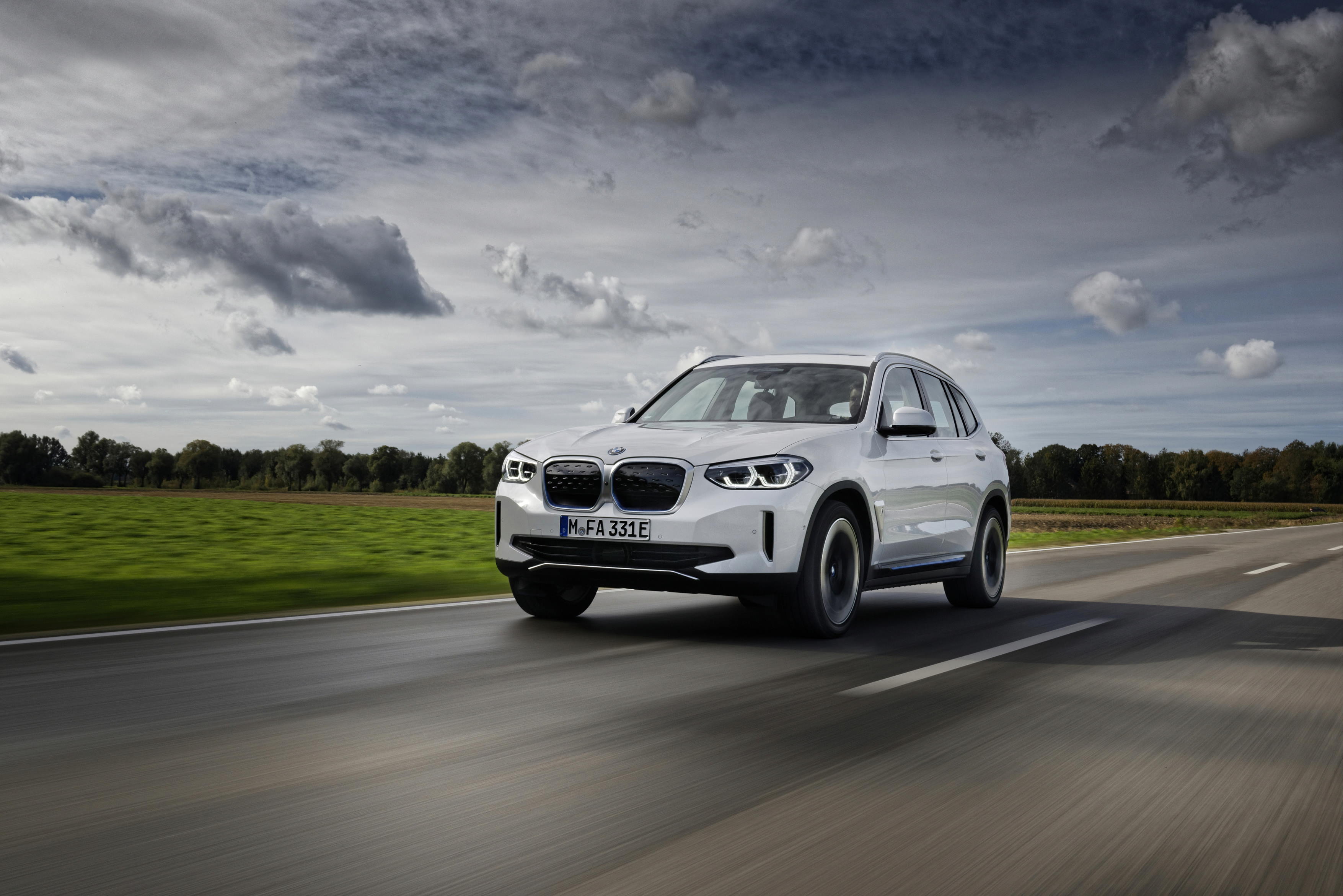 BMW iX3