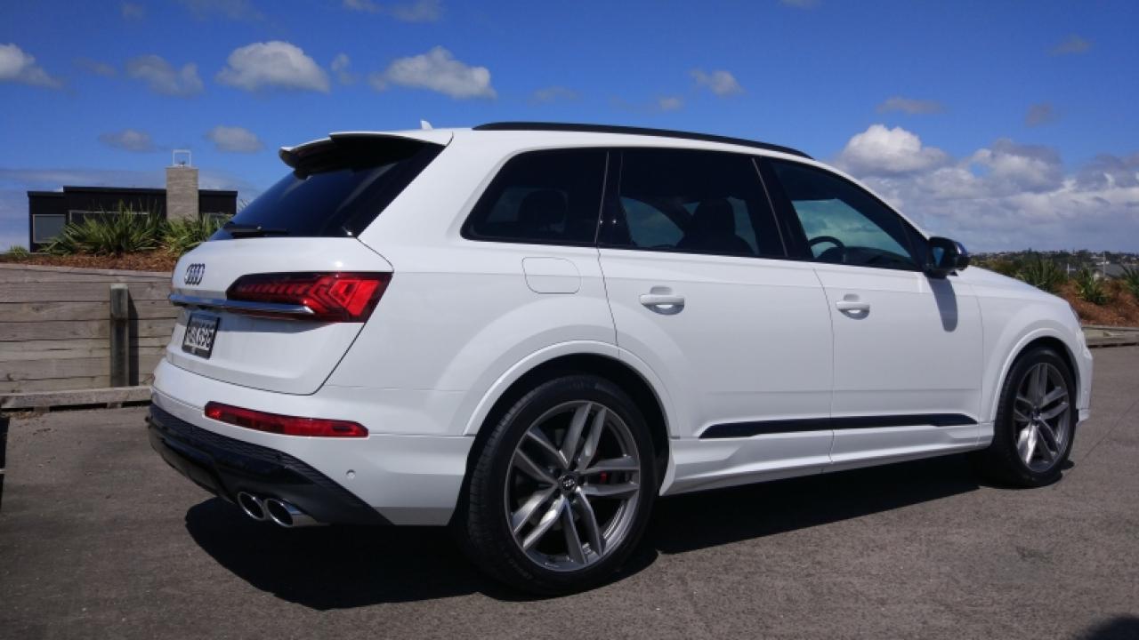 Audi SQ7 2020 Car Review | AA New Zealand