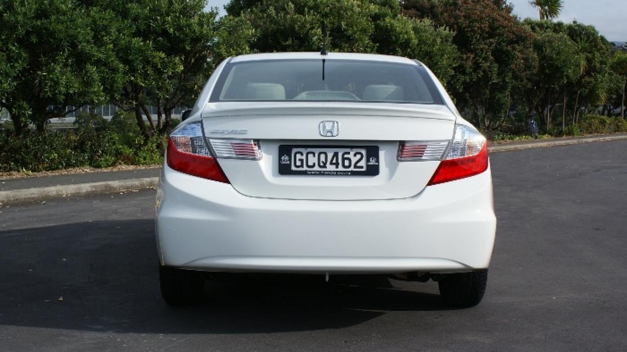 Honda Civic IMA 2012 car review  AA New Zealand