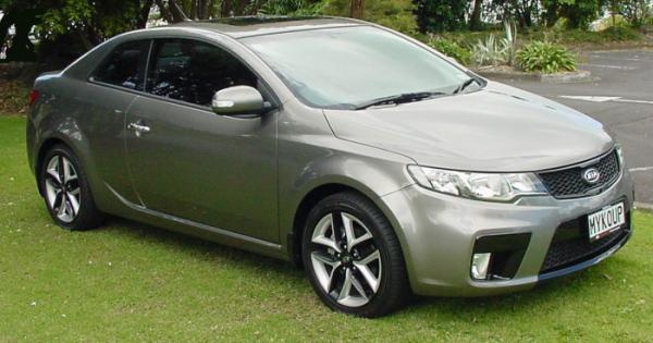 Kia cerato 2009 года