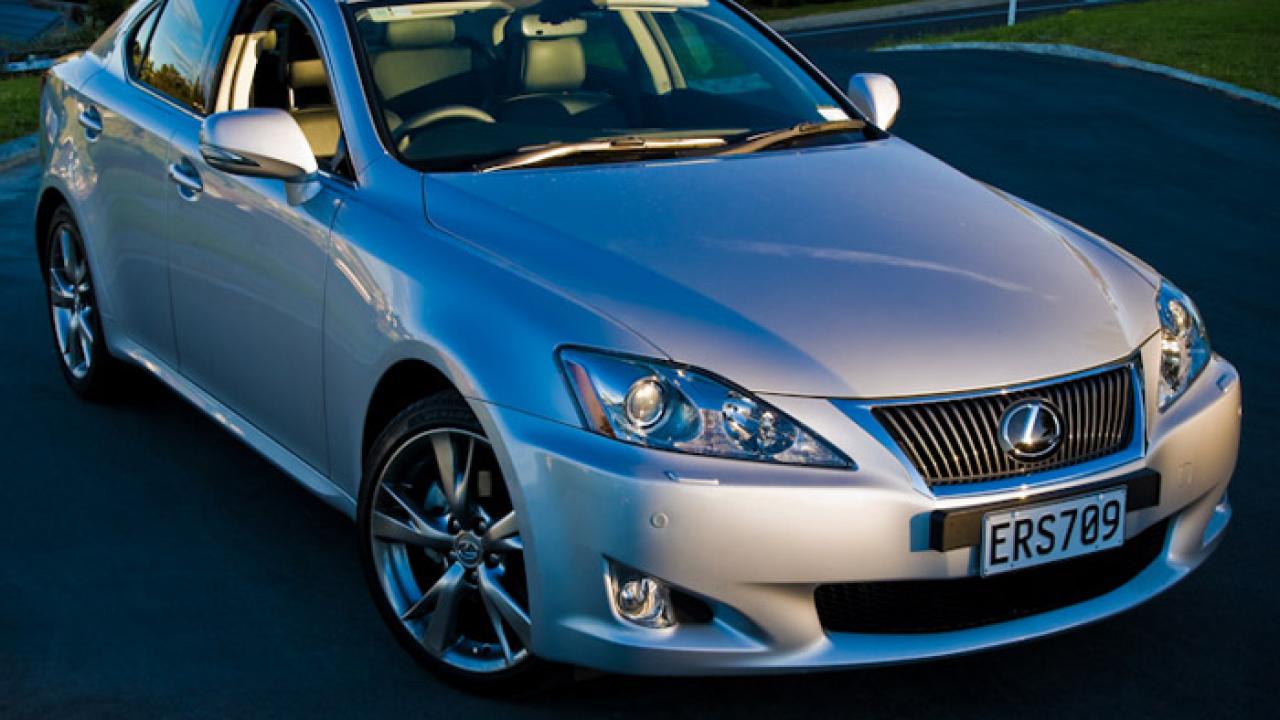Lexus Is250 Limited 09 Car Review New Zealand