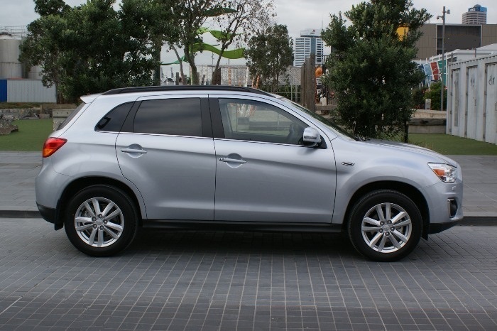 Mitsubishi asx 2013 года