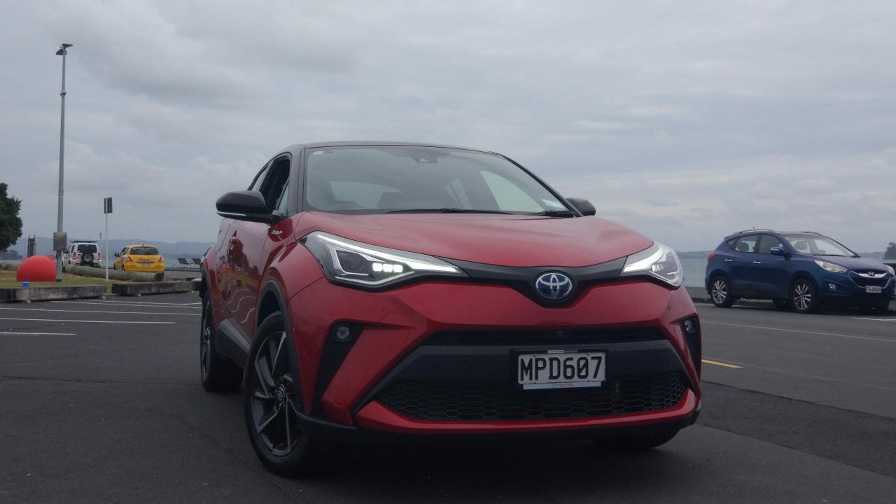 Toyota CH-R Hybrid 2020 Car Review