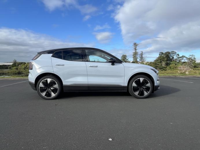 2024 Volvo EX30 Ultra