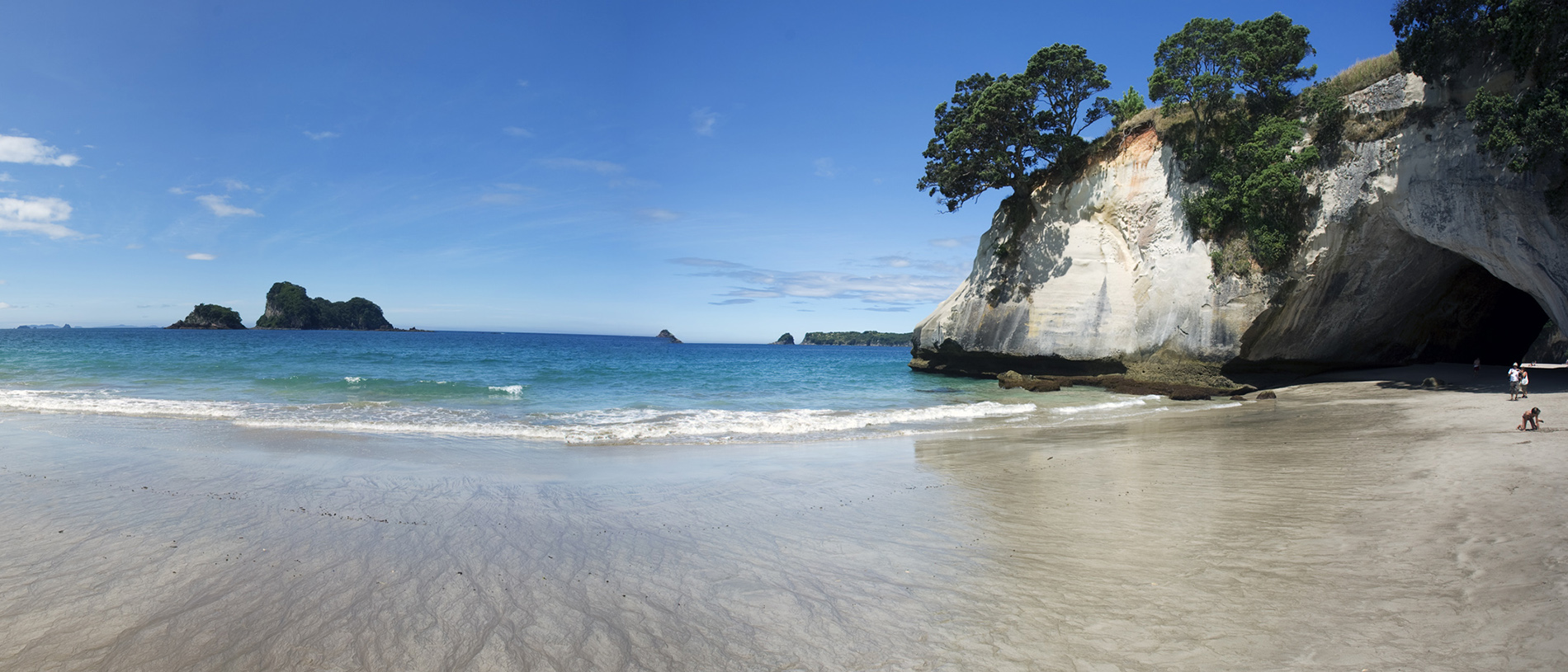 Cathedral Cove Walk