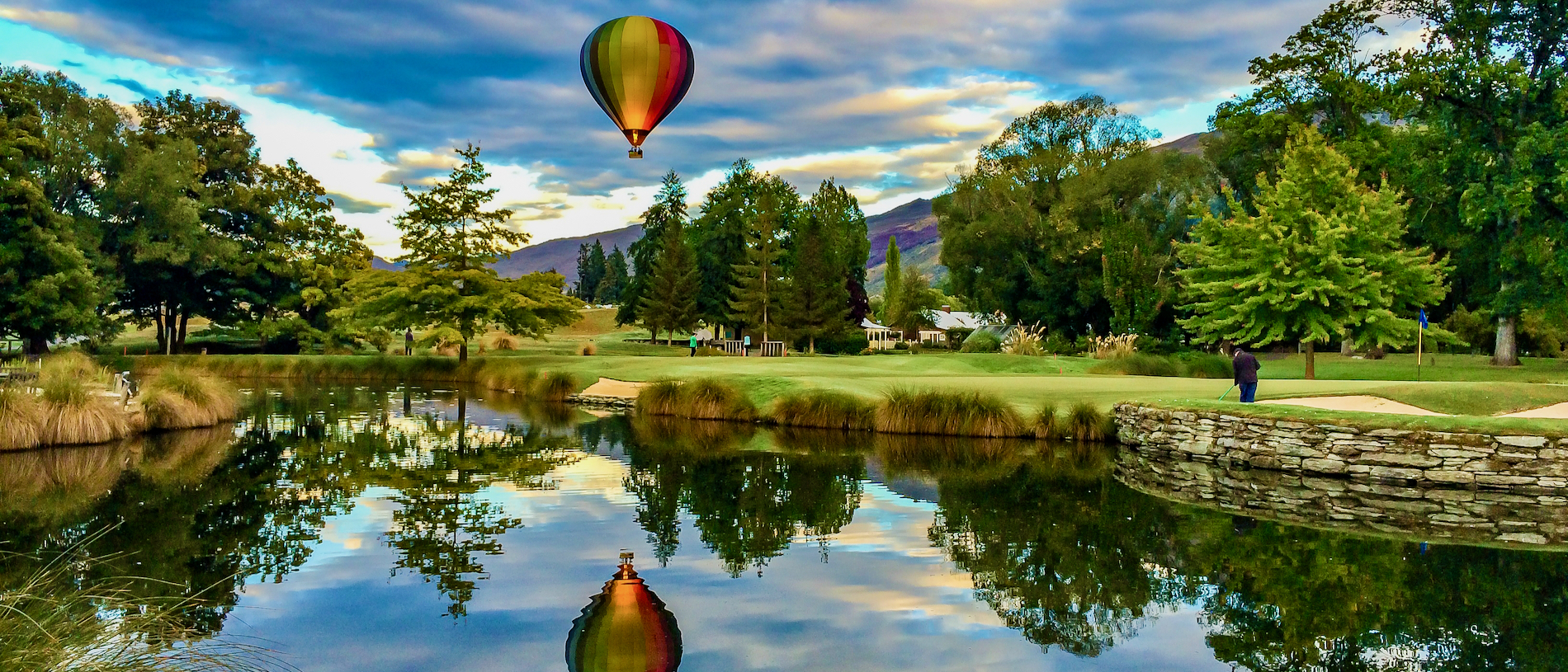 Float above Queenstown in a hot air balloon