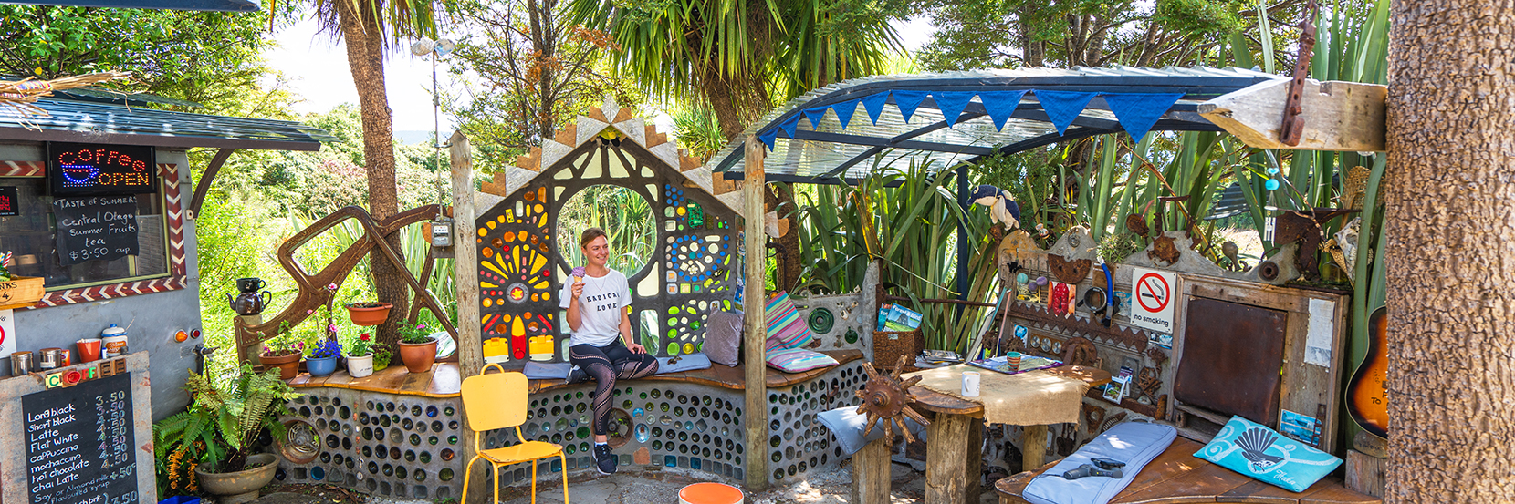 The Lost Gypsy caravan and cafe in the Catlins.