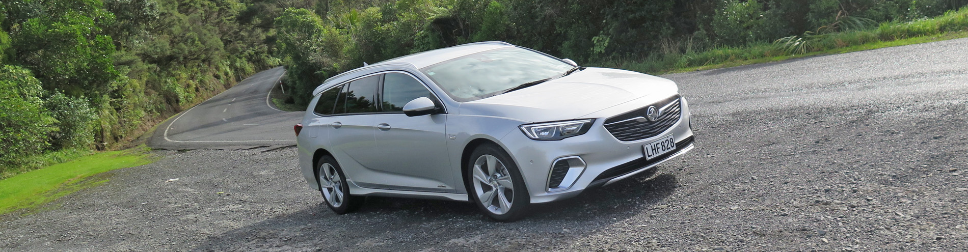 Holden Commodore 2018 Car Review